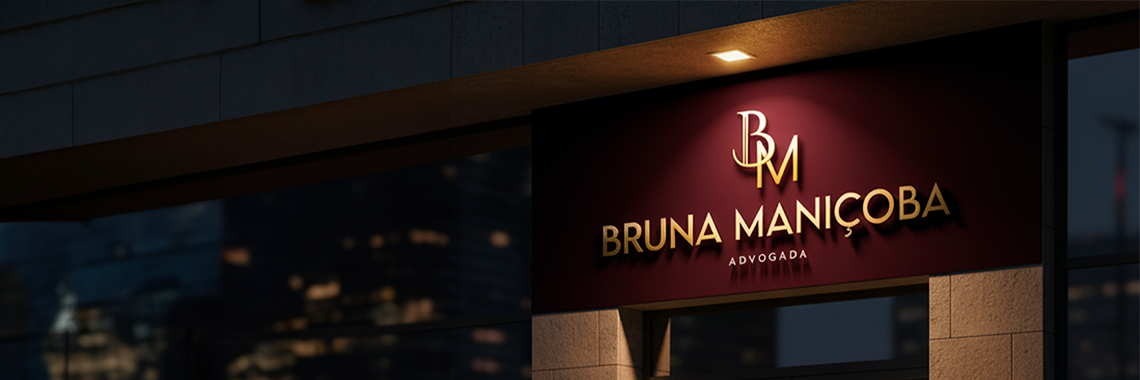 Fachada de escritório jurídico com logotipo dourado sobre fundo vinho, design criado pela Jurinow.